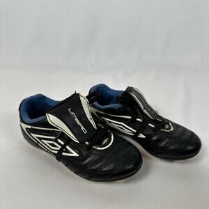 Umbro Youth Black and White Unisex Soccer Cleats - Size 7